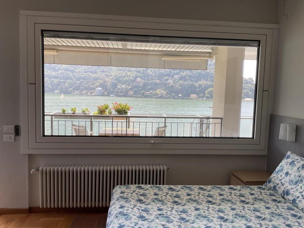 Lakeviewcabin - King Room With Balcony Como Eksteriør billede